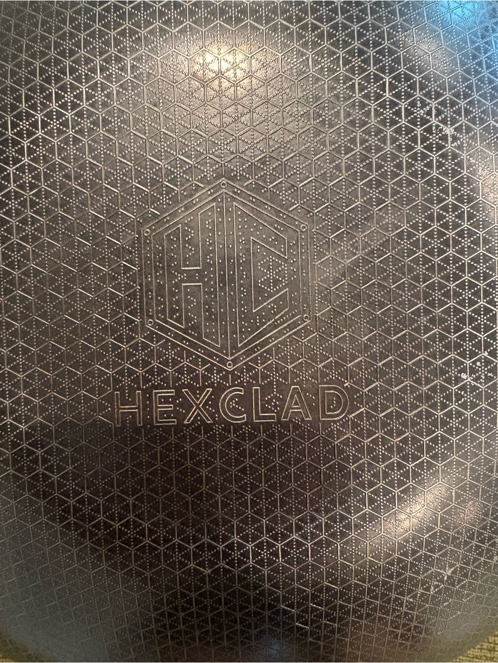 Hexclad 12” wok frying pan - Picture 4 of 5
